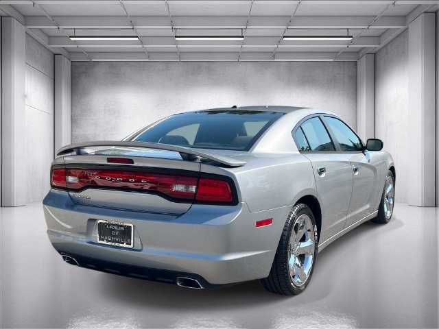 Used 2013 Dodge Charger SXT RWD image 3