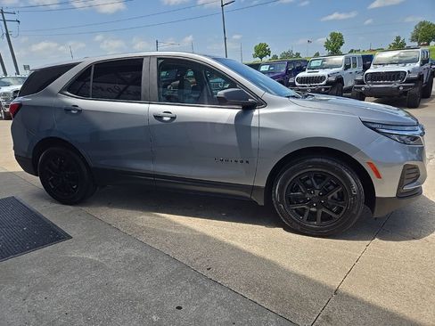 Used 2023 Chevrolet Equinox LS w/ LS Convenience Package FWD image 14