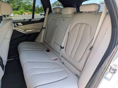 Used 2022 BMW X5 M50i w/ Executive Package AWD/4WD image 20