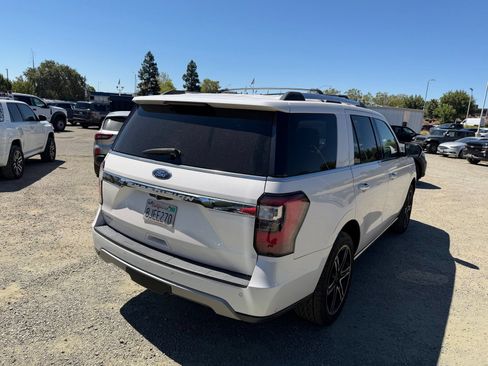 Used 2019 Ford Expedition Limited w/ Special Edition Package AWD/4WD image 5