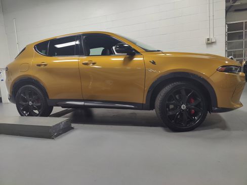 Used 2024 Dodge Hornet R/T image 4