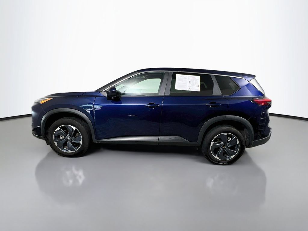Used 2025 Nissan Rogue SV FWD image 6