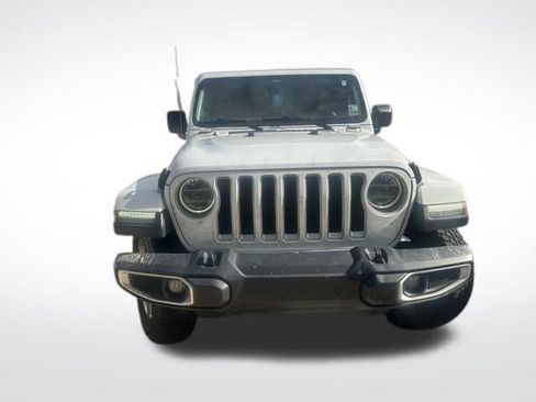 Used 2020 Jeep Wrangler Unlimited Sahara image 4