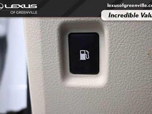 Used 2018 Lexus GX 460 Premium w/ Premium Package AWD/4WD image 18