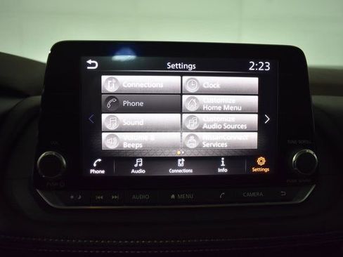 Used 2021 Nissan Rogue SV w/ Premium Package image 19