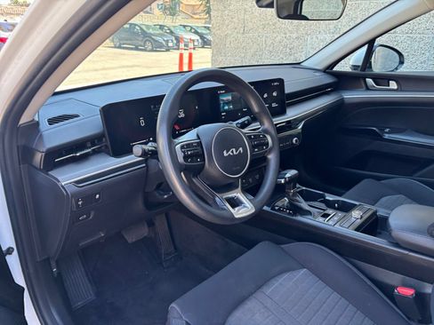 Used 2025 Kia K5 LXS FWD image 34