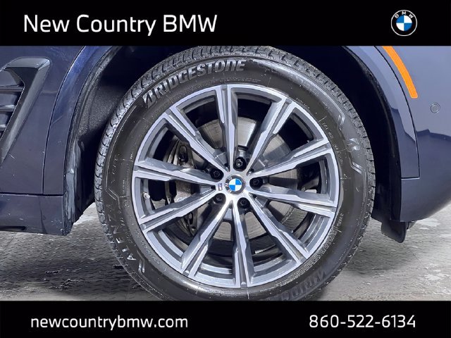 Used 2025 BMW X5 xDrive40i w/ M Sport Package AWD/4WD image 13