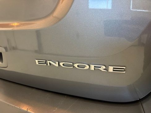 Used 2014 Buick Encore Convenience FWD image 10
