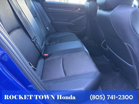 Used 2018 Honda Accord Sport image 12