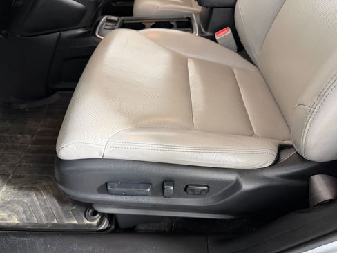 Used 2015 Honda CR-V EX-L image 11