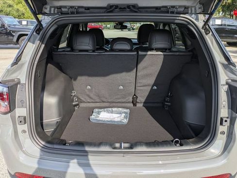 New 2026 Jeep Compass Latitude AWD/4WD image 29