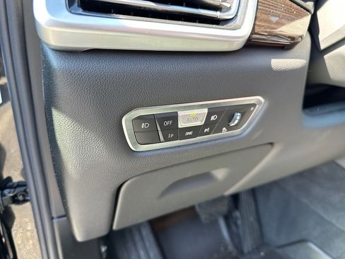 Used 2021 BMW X5 xDrive40i w/ Convenience Package AWD/4WD image 17