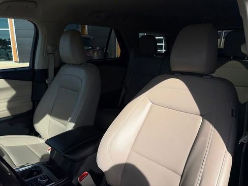 Used 2023 Ford Explorer XLT w/ Equipment Group 202A AWD/4WD image 48