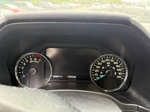 Used 2017 Ford F150 Platinum w/ Technology Package AWD/4WD image 10