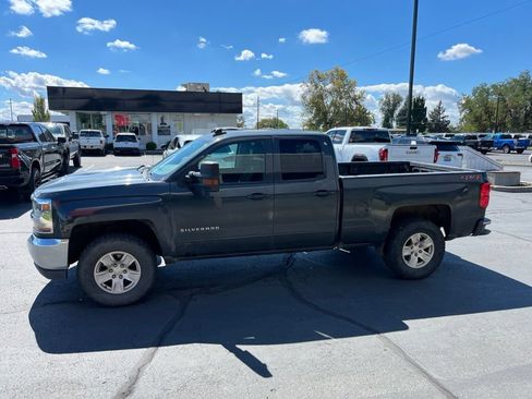 Used 2019 Chevrolet Silverado 1500 LT AWD/4WD image 3