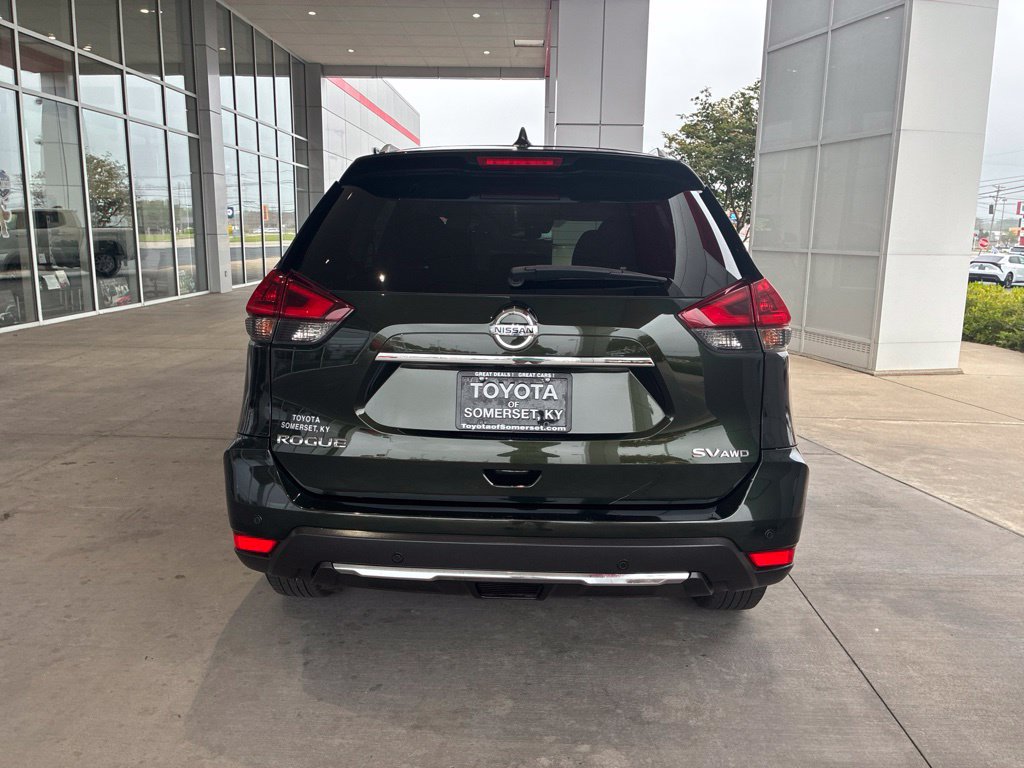 Used 2020 Nissan Rogue SV w/ Premium Package AWD/4WD image 7