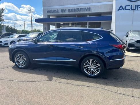 Certified 2024 Acura MDX w/ Advance Package AWD/4WD image 5