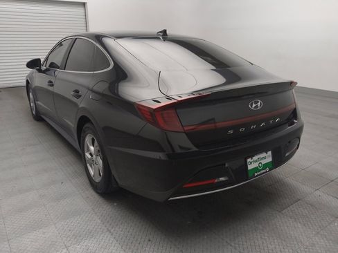 Used 2023 Hyundai Sonata SE w/ Preferred Accessory Package FWD image 5