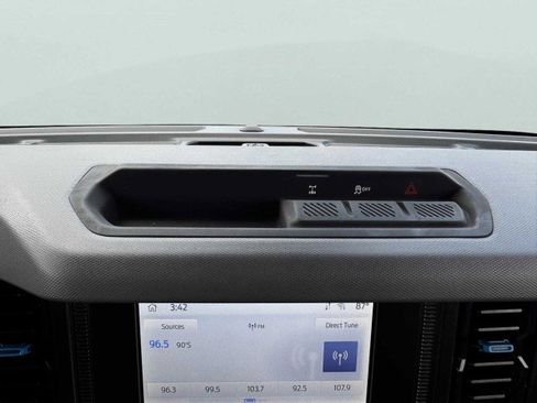 Used 2023 Ford Bronco Black Diamond image 26