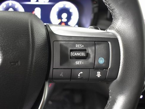 Certified 2023 INFINITI QX60 Luxe w/ Performance Audio Package image 18