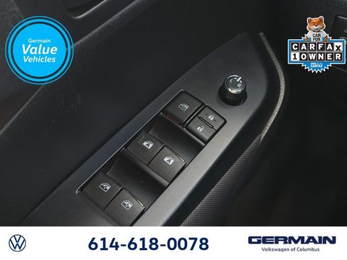 Used 2019 Toyota Highlander LE FWD image 25