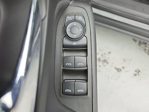 Certified 2023 Chevrolet Equinox RS AWD/4WD image 21