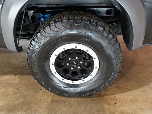 Used 2014 Ford F150 Raptor w/ Equipment Group 801A Luxury image 63