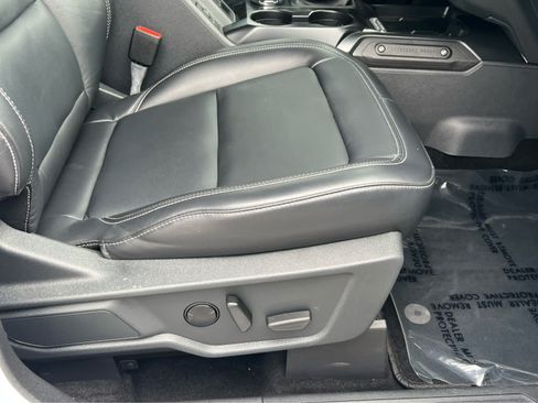 Used 2025 Ford Bronco Outer Banks AWD/4WD image 18