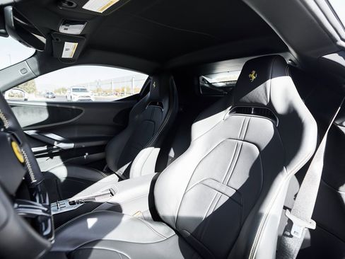 Used 2023 Ferrari SF90 Stradale image 49