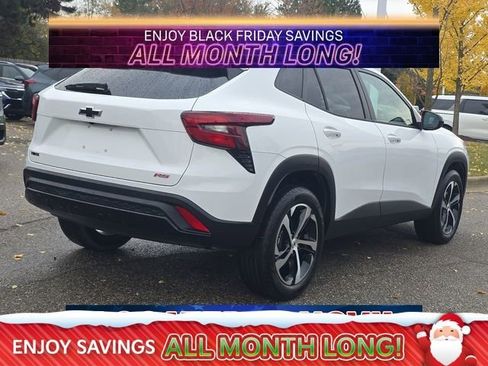 Used 2024 Chevrolet Trax RS w/ Driver Confidence Package image 6