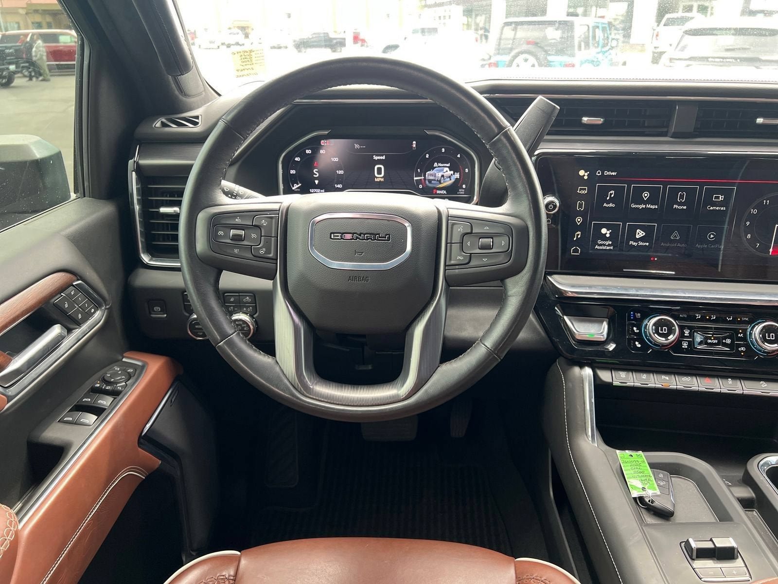 Used 2025 GMC Sierra 2500 Denali Ultimate AWD/4WD image 16