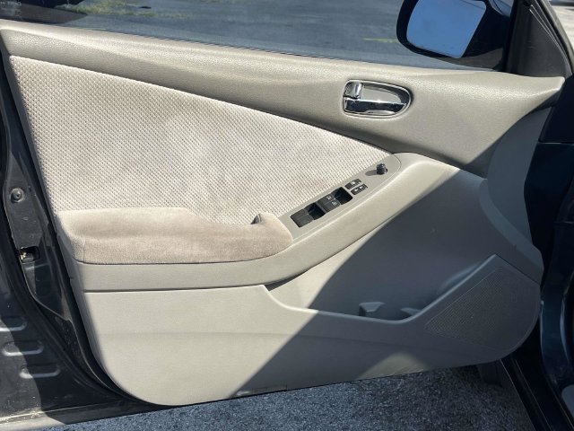 Used 2007 Nissan Altima 2.5 S w/ Convenience Plus Pkg FWD image 15