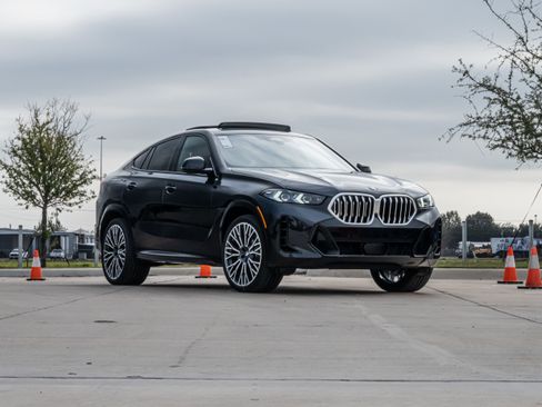 New 2026 BMW X6 xDrive40i w/ Premium Package image 2