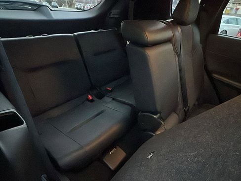 Used 2024 Mitsubishi Outlander SE image 16