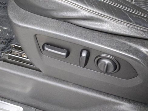 Used 2020 GMC Sierra 1500 SLT w/ SLT Premium Plus Package image 27