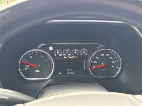 Used 2021 Chevrolet Suburban Premier RWD image 11