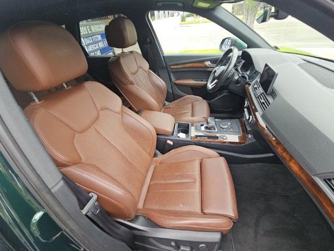 Used 2018 Audi Q5 2.0T Premium Plus w/ Premium Plus Package AWD/4WD image 3