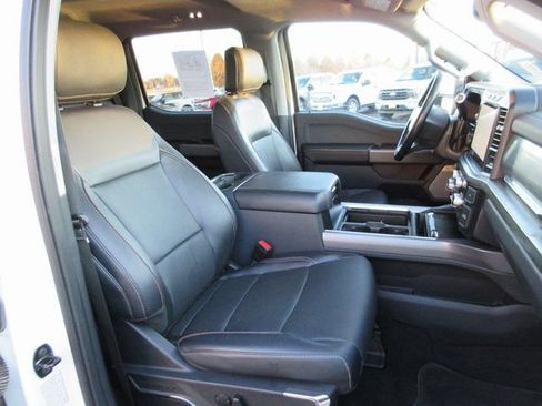 Used 2023 Ford F350 Lariat w/ Lariat Ultimate Package image 37