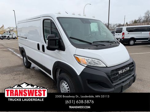Used 2024 RAM ProMaster 2500 w/ Convenience Group FWD image 17