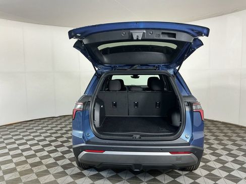 New 2027 Chevrolet Equinox LT w/ Safety and Technology Package AWD/4WD image 8