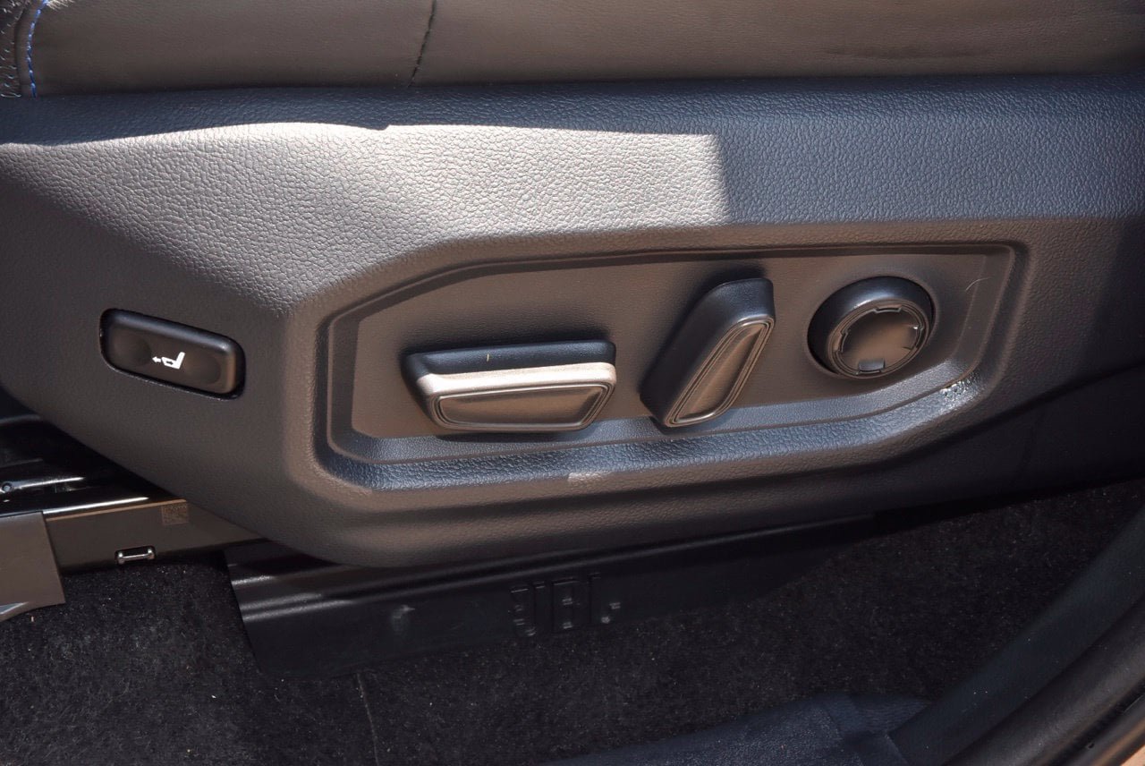 Used 2024 Toyota Tundra Platinum RWD image 37