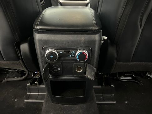 Used 2021 Ford Explorer XLT w/ Equipment Group 202A image 23