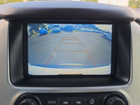 Used 2020 GMC Yukon SLT w/ Premium Edition RWD image 25