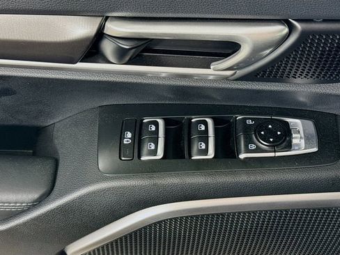 Certified 2024 Kia Telluride S AWD/4WD image 18