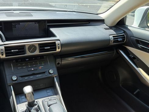 Used 2015 Lexus IS 250 AWD w/ Navigation System Package image 28