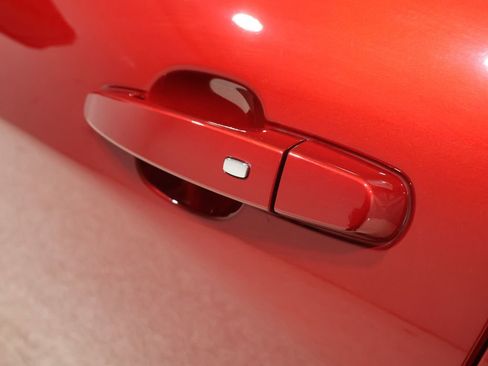 Used 2024 Chevrolet Equinox LT w/ LPO, Floor Liner Package image 10