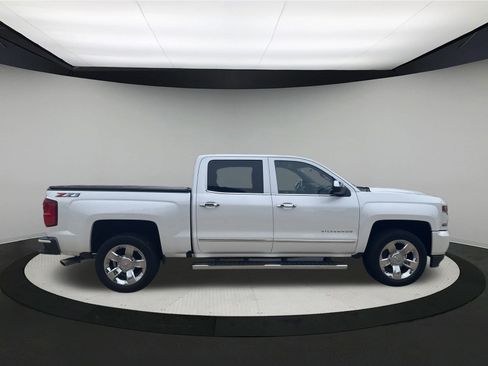Used 2018 Chevrolet Silverado 1500 LTZ Z71 w/ LTZ Plus Package image 3