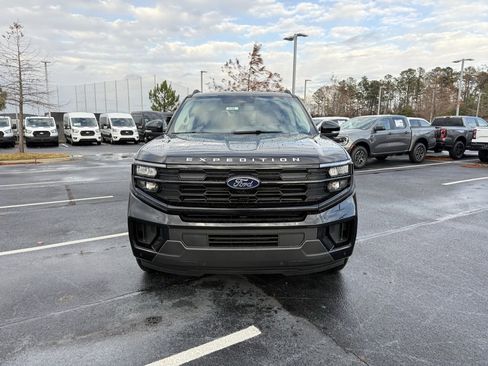 New 2026 Ford Expedition Max Active image 2