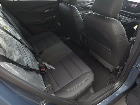 New 2026 Buick Envista Preferred FWD image 31