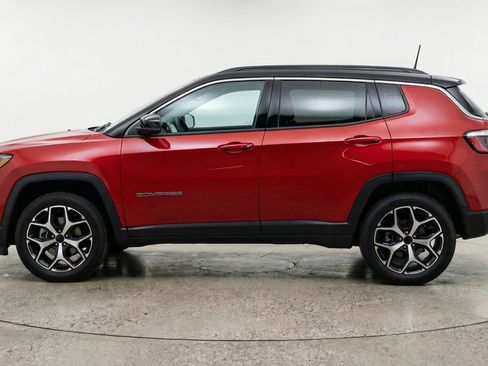 Used 2025 Jeep Compass Limited image 5